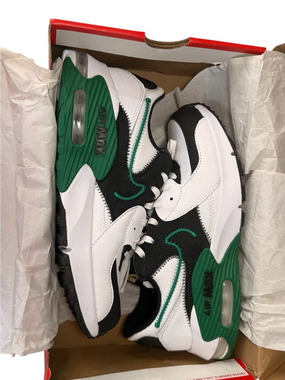 🔥 Rare Nike Air Max Excee “White/Black/Malachite”